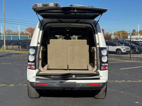Used 2016 Land Rover LR4 HSE Silver Edition image 32