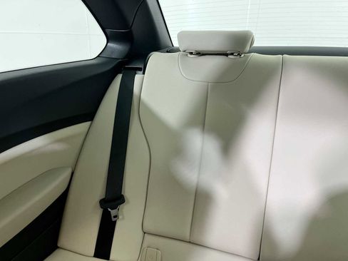 Used 2020 BMW 230i Coupe w/ Premium Package image 12