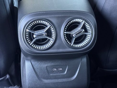 Used 2024 Chevrolet Blazer EV LT AWD/4WD image 38