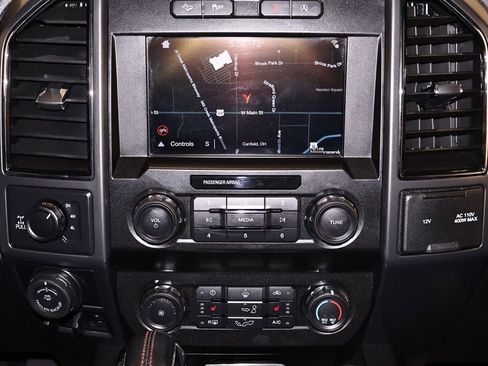 Certified 2019 Ford F150 XLT w/ Equipment Group 302A Luxury AWD/4WD image 24