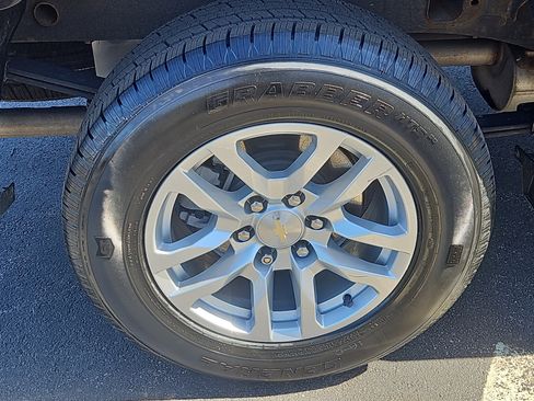 Used 2021 Chevrolet Silverado 1500 LT w/ Z71 Off-Road Package image 27