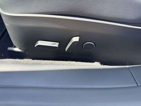 Used 2023 Tesla Model 3 Standard Range RWD image 10