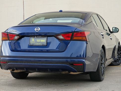 Used 2019 Nissan Altima 2.5 S FWD image 4