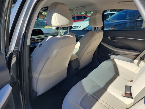 Used 2023 Hyundai Sonata SEL w/ Cargo Package image 10