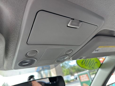 Used 2006 Suzuki Grand Vitara Premium image 17