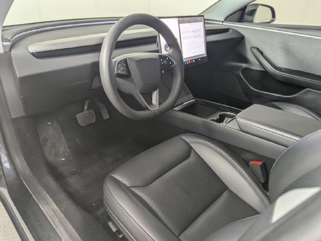 Used 2025 Tesla Model 3 Long Range RWD image 11