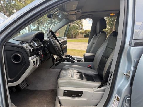 Used 2006 Porsche Cayenne S image 8