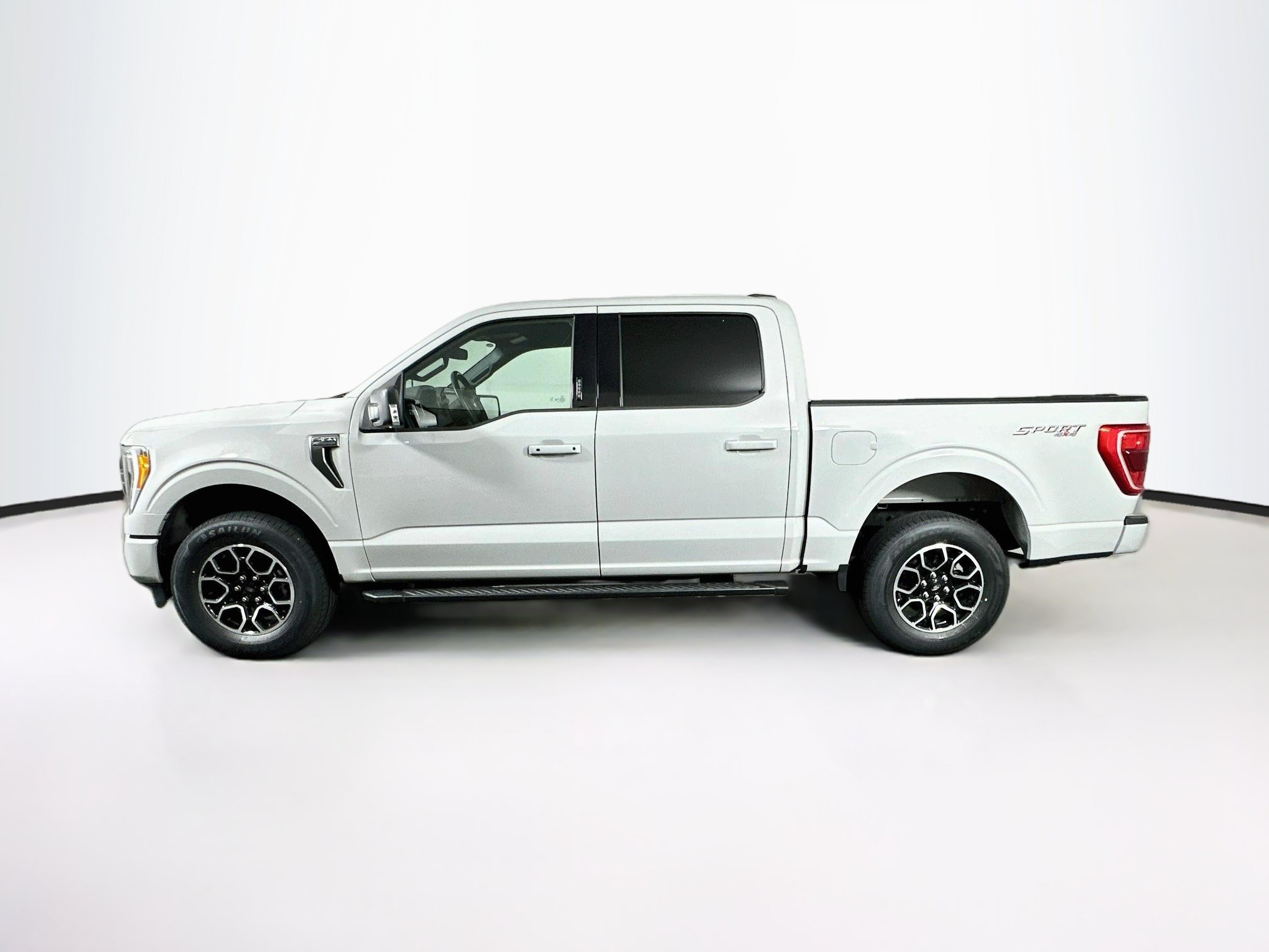 Used 2023 Ford F150 XLT w/ Equipment Group 302A High AWD/4WD image 4
