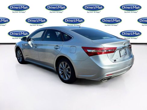 Used 2016 Toyota Avalon XLE Premium FWD image 5