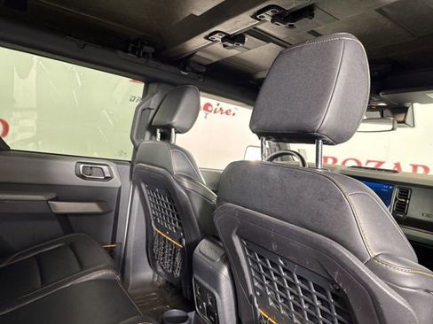 Used 2021 Ford Bronco Badlands image 19