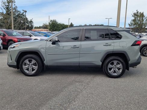 Used 2022 Toyota RAV4 XLE image 6