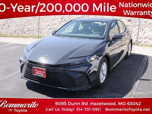 New 2026 Toyota Camry LE w/ Convenience Package FWD image 1