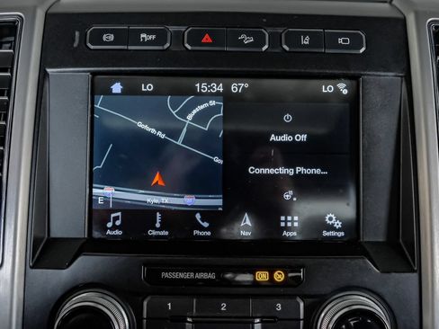 Used 2019 Ford F250 Platinum w/ Platinum Ultimate Package AWD/4WD image 19