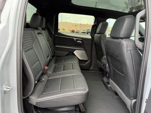 New 2024 GMC Sierra EV Denali image 17