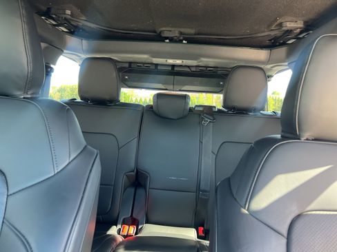 Used 2022 Ford Bronco Outer Banks AWD/4WD image 24