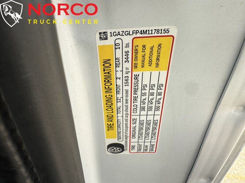 Used 2021 Chevrolet Express 3500 LS RWD image 29