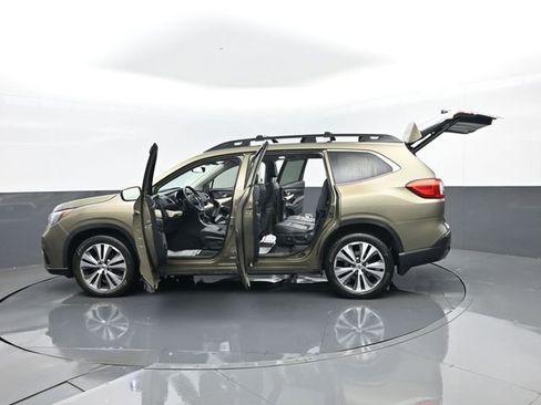 Used 2022 Subaru Ascent Limited w/ Technology Package AWD/4WD image 36
