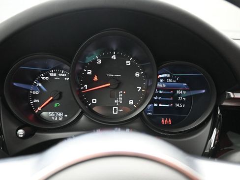 Used 2020 Porsche Macan AWD/4WD image 16