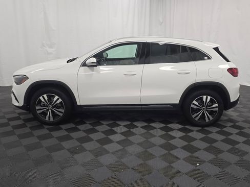 Used 2026 Mercedes-Benz GLA 250 4MATIC image 3