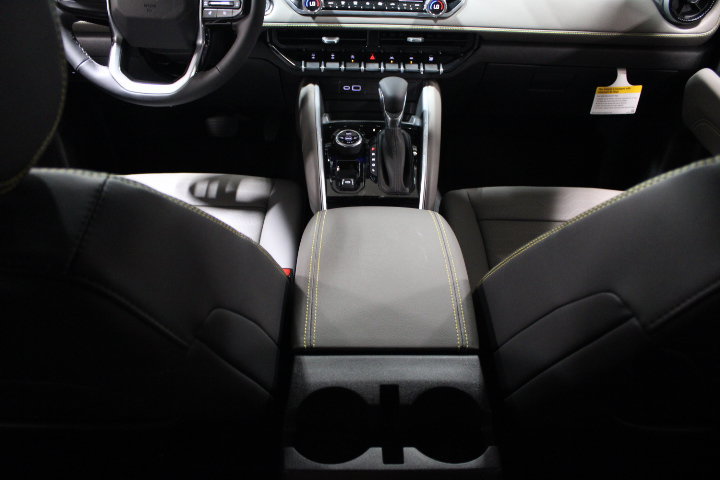 New 2026 Chevrolet Colorado ZR2 AWD/4WD image 31