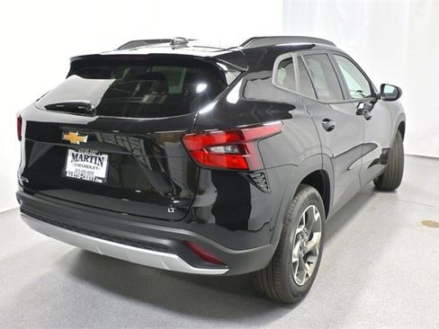 New 2026 Chevrolet Trax LT w/ Driver Confidence Package image 3