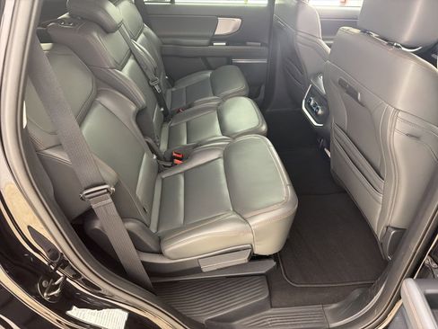 Certified 2025 Ford Expedition Active AWD/4WD image 26