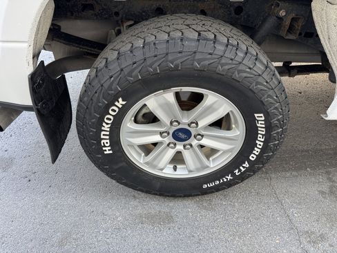 Used 2019 Ford F150 XLT w/ Trailer Tow Package image 35