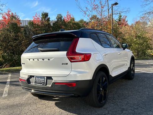 New 2026 Volvo XC40 B5 Ultra w/ Climate Package AWD/4WD image 2