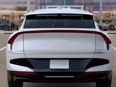 New 2025 Kia EV6 Wind image 16