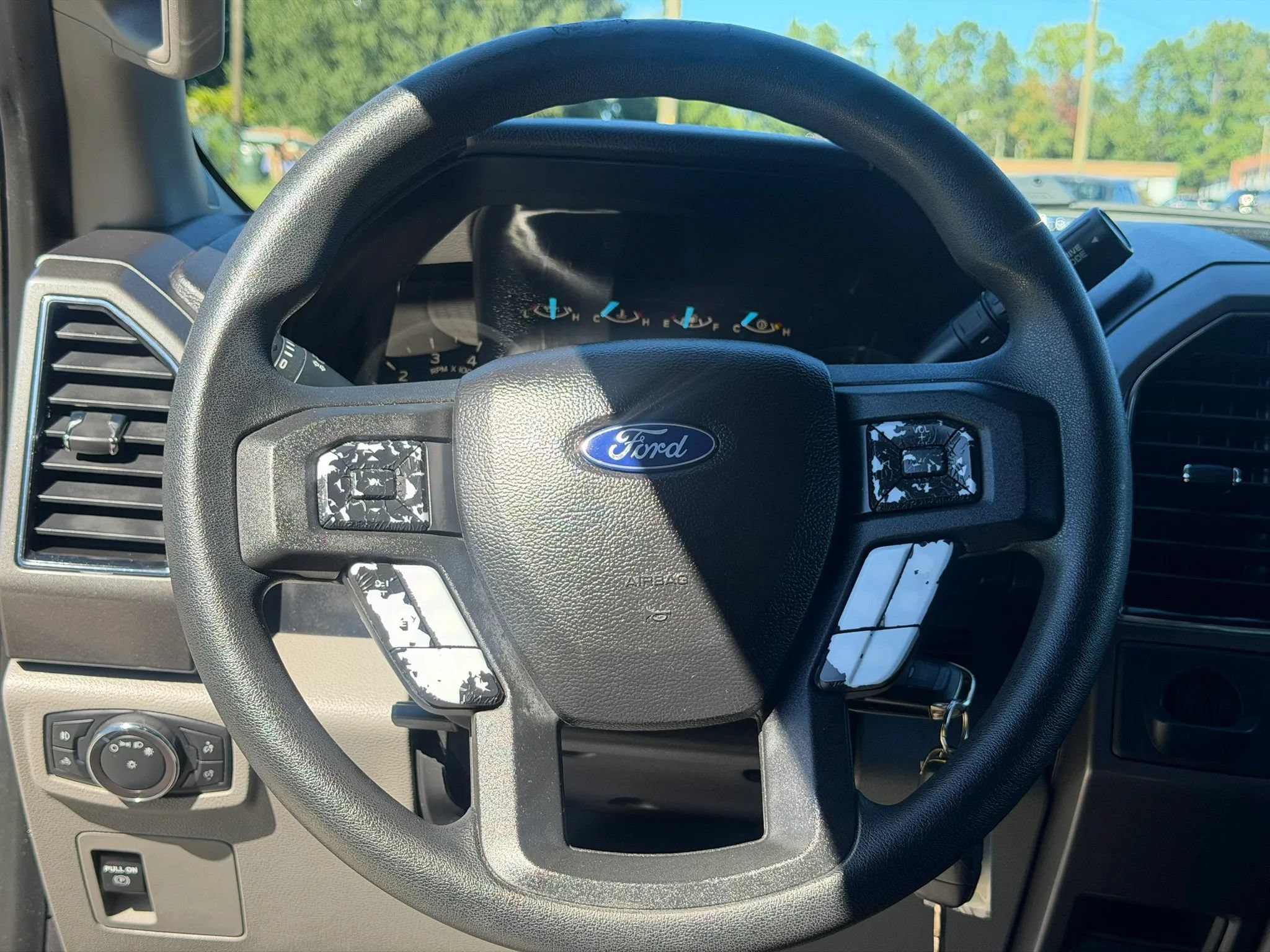 Used 2018 Ford F150 XLT RWD image 11