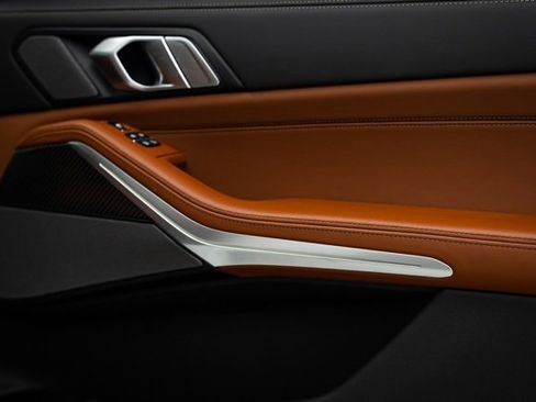 Used 2026 BMW X7 M60i image 29