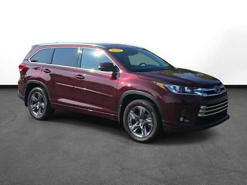 Certified 2019 Toyota Highlander Limited Platinum AWD/4WD image 3