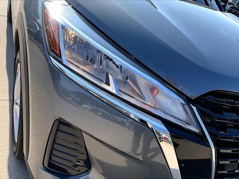 Used 2024 Nissan Kicks S image 26