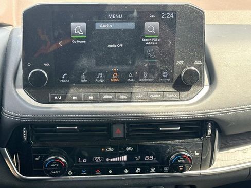 Used 2023 Nissan Rogue Platinum w/ Platinum Premium Package FWD image 33