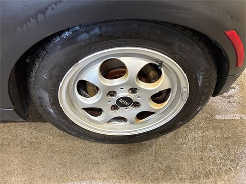 Used 2013 MINI Cooper Hardtop image 17