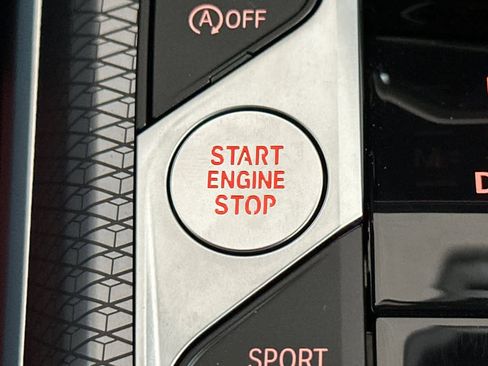 New 2026 BMW 330i xDrive Sedan w/ M Sport Package image 22