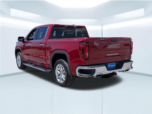 Used 2022 GMC Sierra 1500 SLT w/ SLT Premium Plus Package AWD/4WD image 4