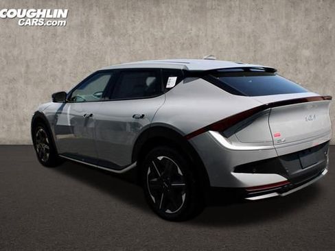 New 2025 Kia EV6 Light RWD image 6