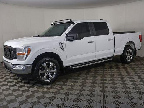 Used 2022 Ford F150 XLT w/ XTR Package AWD/4WD image 16