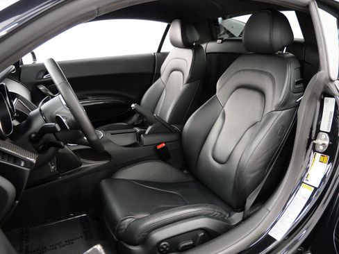 Used 2011 Audi R8 V10 AWD/4WD image 25
