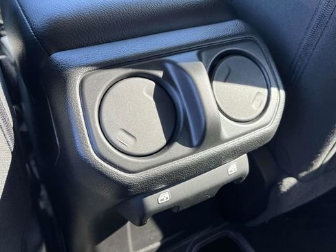 Used 2021 Jeep Wrangler Unlimited Sport image 19