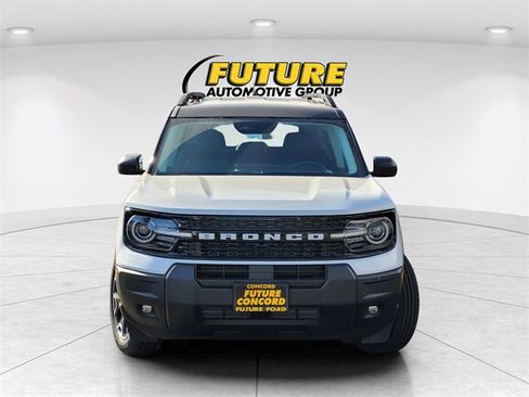 New 2025 Ford Bronco Sport Outer Banks image 3