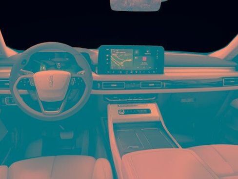 New 2026 Lincoln Aviator 2WD image 16