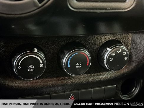 Used 2017 Jeep Wrangler Sport image 14