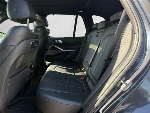 Used 2020 BMW X5 sDrive40i w/ M Sport Package RWD image 18