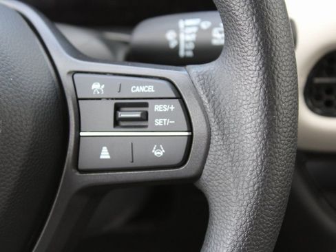 New 2026 Honda HR-V LX image 26