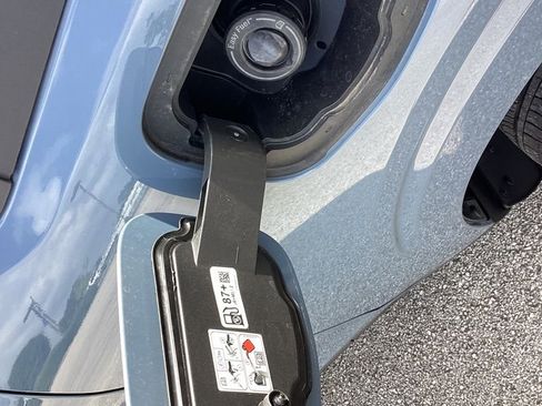 Used 2025 Ford Maverick XLT w/ XLT Luxury Package image 15