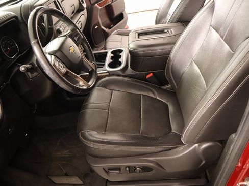 Used 2022 Chevrolet Silverado 1500 High Country w/ Technology Package image 11