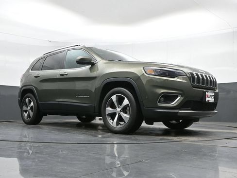 Used 2021 Jeep Cherokee Limited AWD/4WD image 42