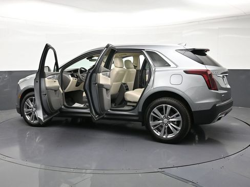 Used 2026 Cadillac XT5 Premium Luxury w/ Driver Assist Package AWD/4WD image 35